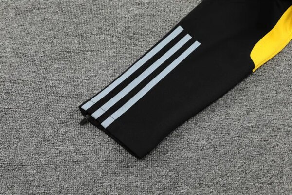 23-24 Juventus Training Suit - Image 14
