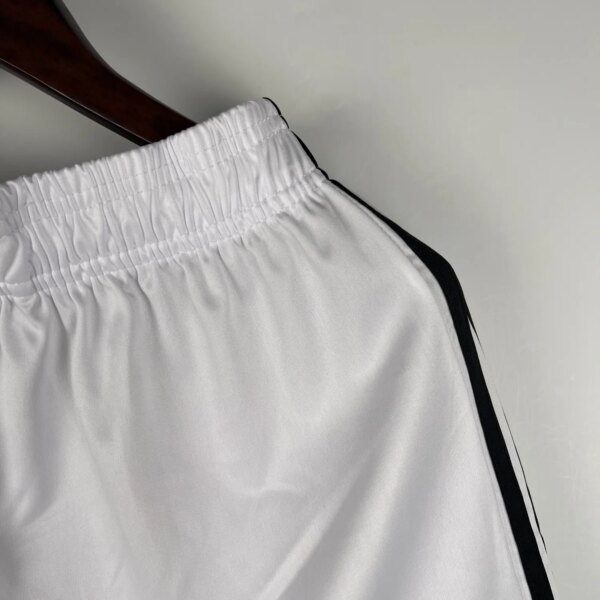 23-24 Manchester United Home Shorts - Image 3