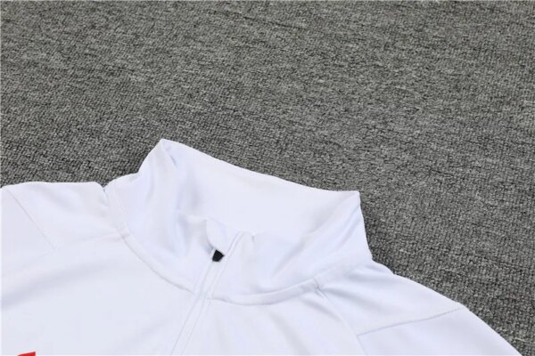 23-24 Manchester United Training Suit - Image 4