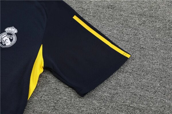 23-24 Real Madrid Training Short Sleeve Suit - Image 7