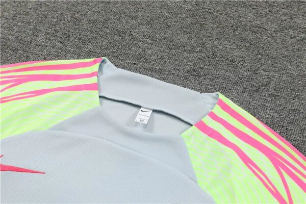 23-24 PSG Training Short Sleeve Suit - Image 5