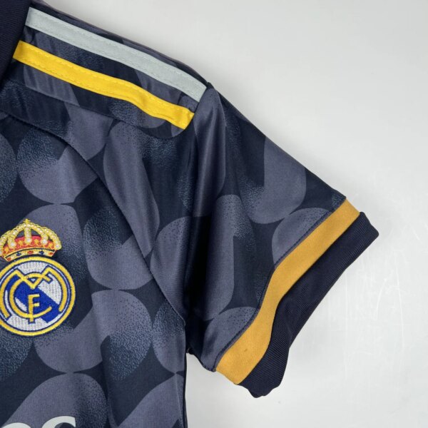 23-24 Real Madrid Away Kid Kit - Image 2