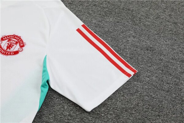 23-24 Manchester United Training Short Sleeve Suit - Image 12