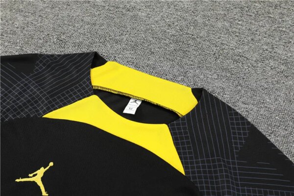 23-24 PSG Training Short Sleeve Suit - Image 5