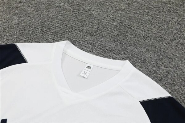 23-24 Real Madrid Training Short Sleeve Suit - Image 5