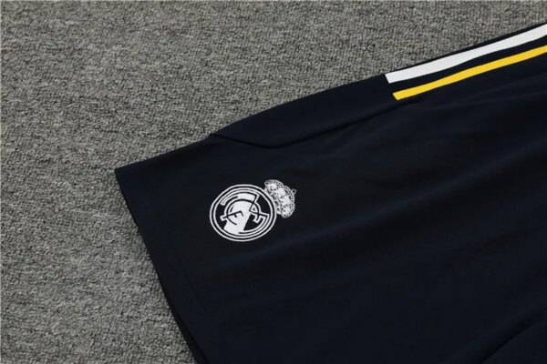 23-24 Real Madrid Training Short Sleeve Suit - Image 9