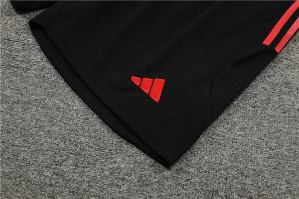 23-24 Manchester United Training Short Sleeve Suit - Image 8