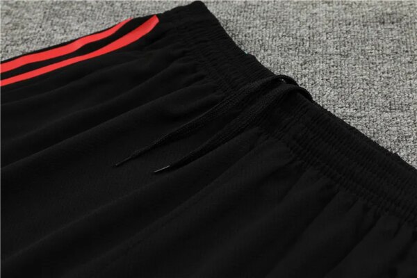 23-24 Manchester United Training Short Sleeve Suit - Image 10