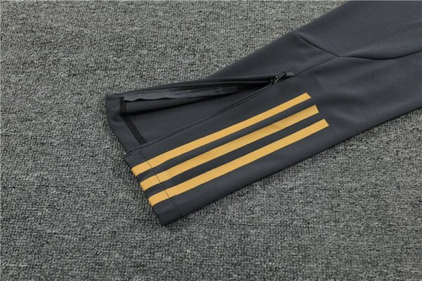 23-24 Arsenal Grey Training Suit - Image 11