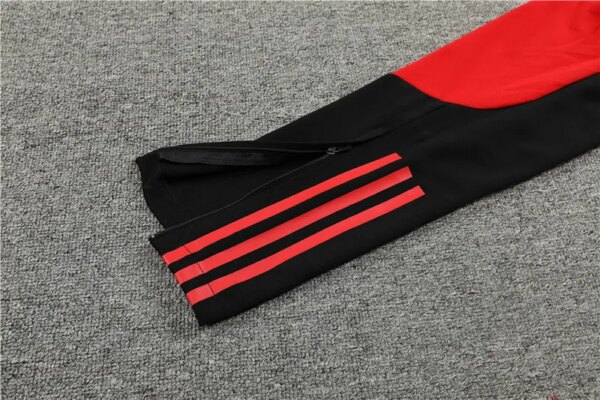 23-24 Manchester United Red Training Suit - Image 10