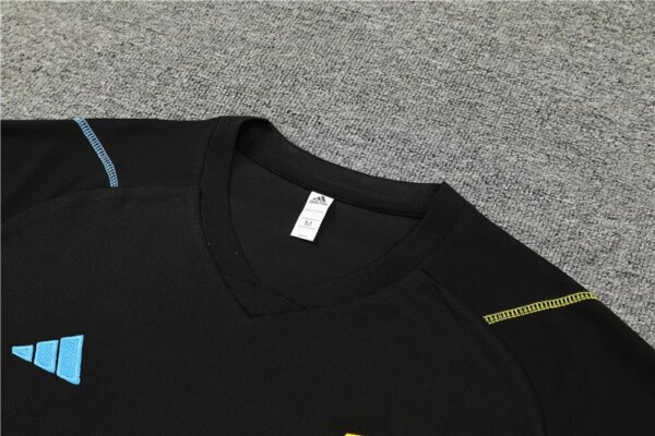 23-24 Arsenal Black Training Short Sleeve Suit - Image 3