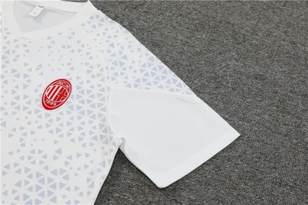 23-24 AC Milan Training Short Sleeve Suit - Image 6