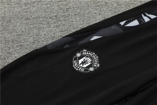 24-25 Manchester United Black Training Suit - Image 8