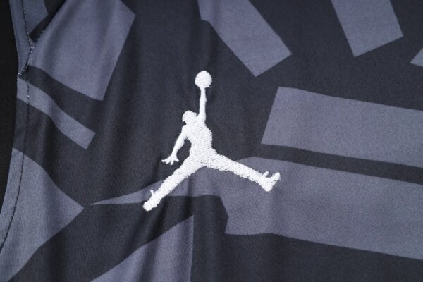 23-24 PSG Jordan Training Vest Suit - Image 2