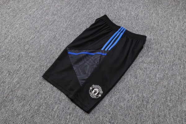 23-24 Manchester United Black Training Vest Suit - Image 7