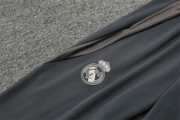 24-25 Real Madrid Training Suit - Image 9