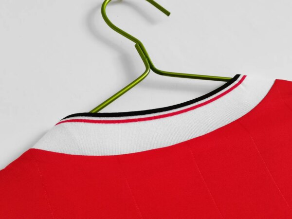 1983 Manchester United Home Long Sleeve Retro Jersey - Image 4