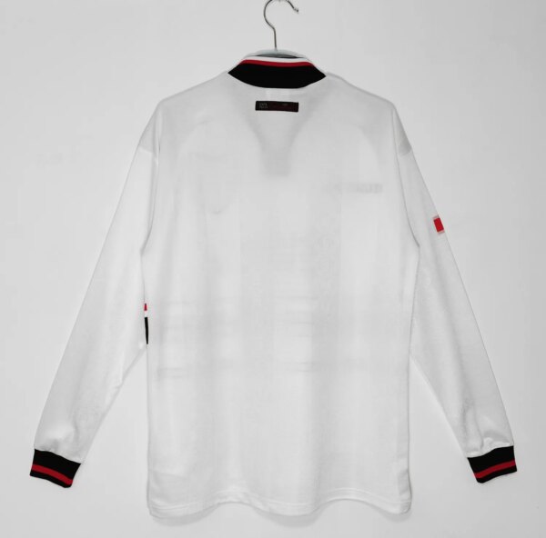 97-98 Manchester United White Long Sleeve Retro Jersey - Image 4