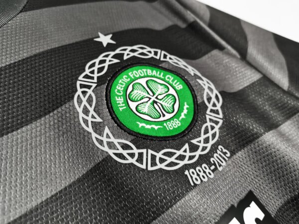 12-13 Celtic Away Retro Jersey - Image 2
