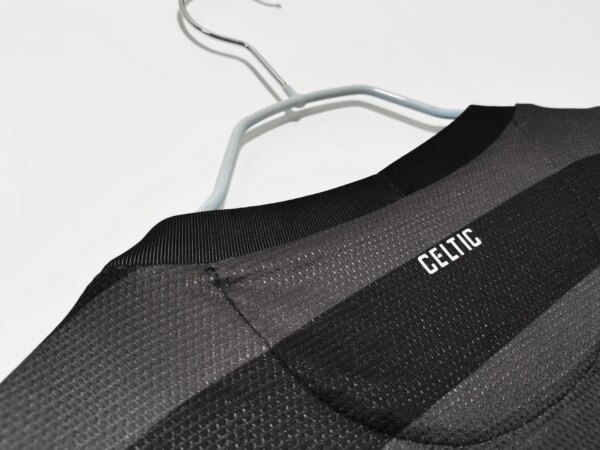 12-13 Celtic Away Retro Jersey - Image 4