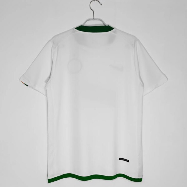 06-07 Celtic Third White Retro Jersey - Image 2