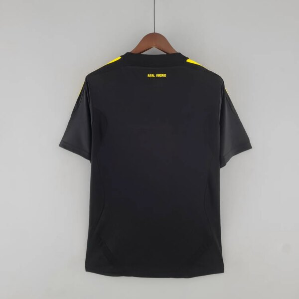 11-12 Real Madrid Black Goal Keeper Retro Jersey - Image 6