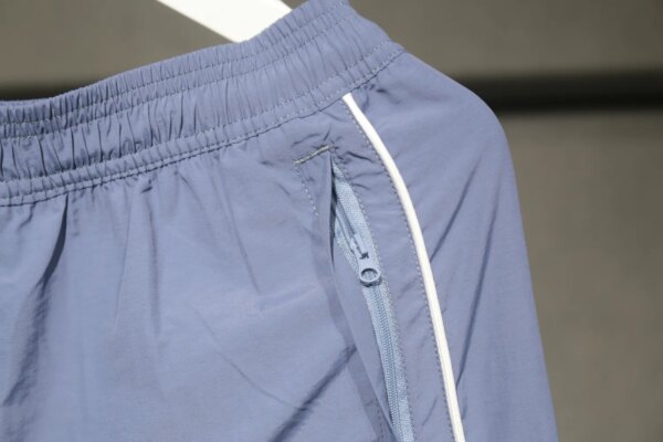 24-25 Liverpool Retro Windbreaker Suit - Image 7