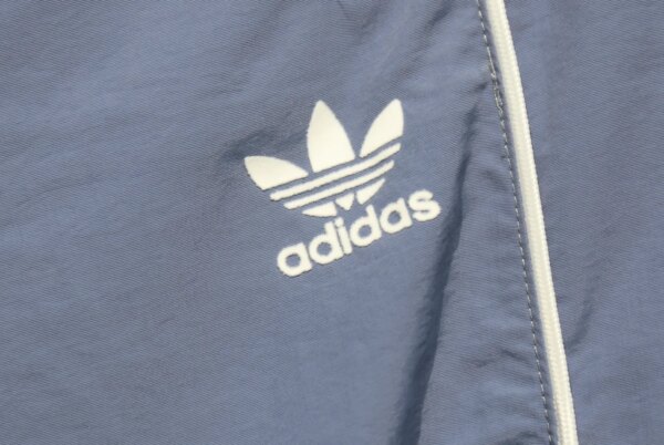 24-25 Liverpool Retro Windbreaker Suit - Image 10