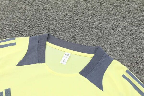 24-25 AX Yelllow Short Sleeve Training Suit - Image 3