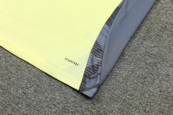 24-25 AX Yelllow Short Sleeve Training Suit - Image 5
