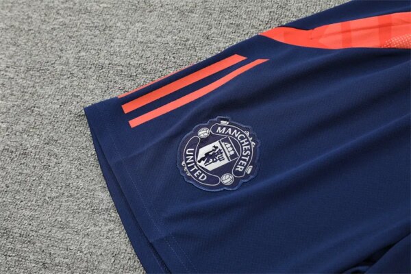 24-25 Manchester United Orange Short Sleeve Training Suit - Image 5