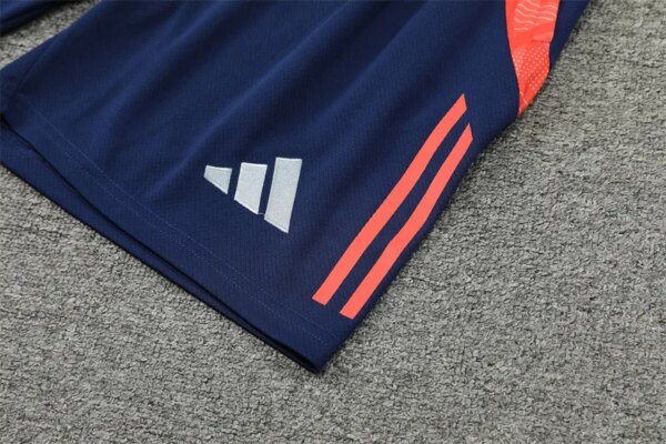 24-25 Manchester United Blue Short Sleeve Training Suit - Image 6