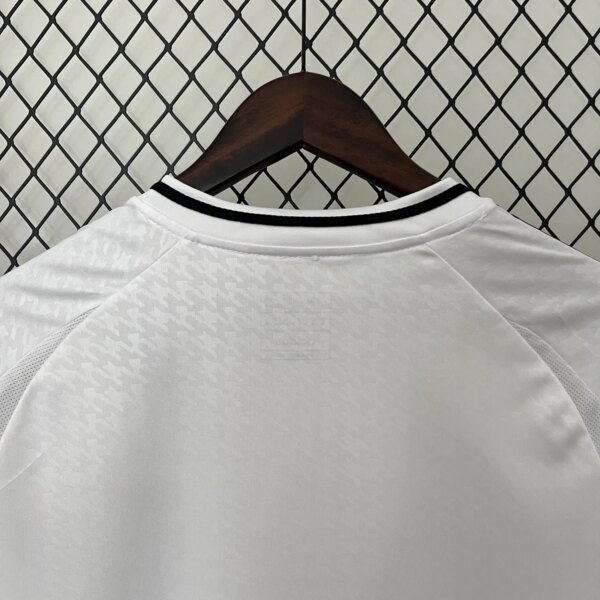 24-25 Real Madrid Home Woman Jersey - Image 9