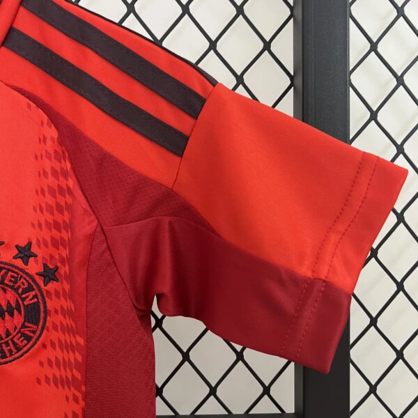 24-25 Bayern Munich Home Kids Kit - Image 3