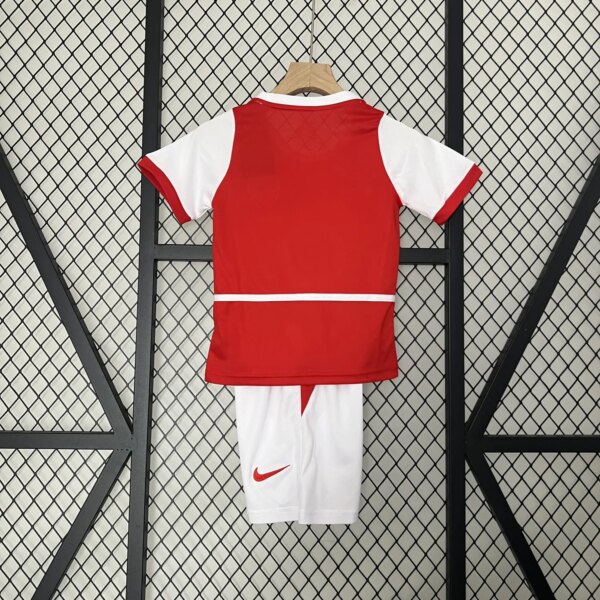 Retro 02-04 Arsenal Home Kids Kit - Image 4