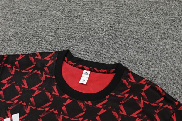 24-25 Manchester United Red Short Sleeve Training Suit - Image 2