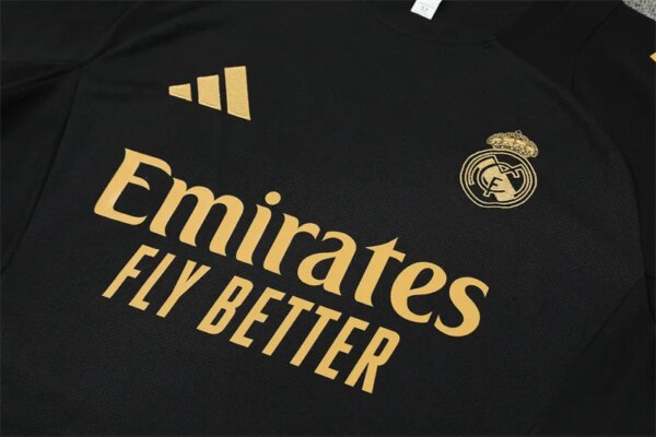 24-25 Real Madrid Black Gold Short Sleeve Training Suit - Image 2