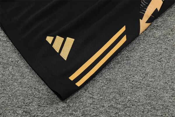 24-25 Real Madrid Black Gold Short Sleeve Training Suit - Image 7