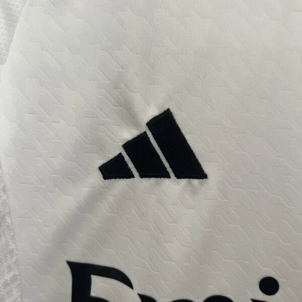 24-25 Real Madrid Home Kid Kit - Image 5