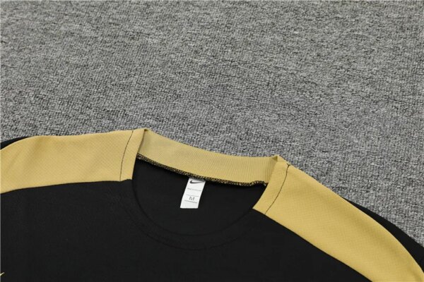 24-25 PSG Black and Gold Short Sleeve Training Suit - Image 2