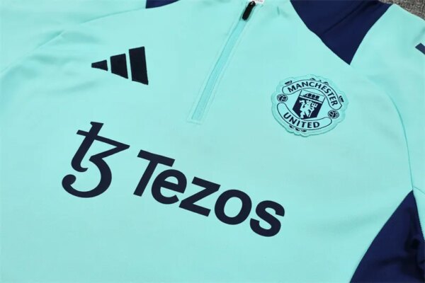 24-25 Manchester United Training Suit - Image 3