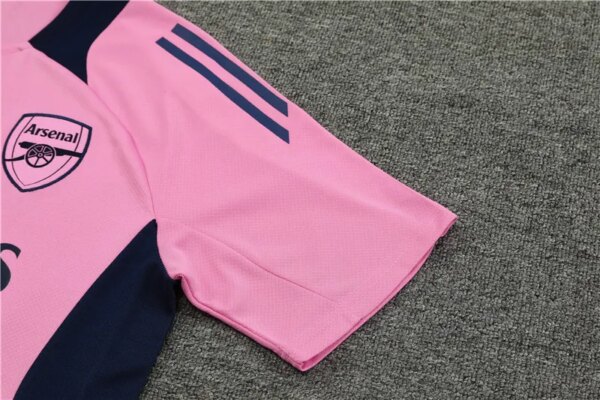 24-25 Arsenal Pink Short Sleeve Training Suit - Image 2