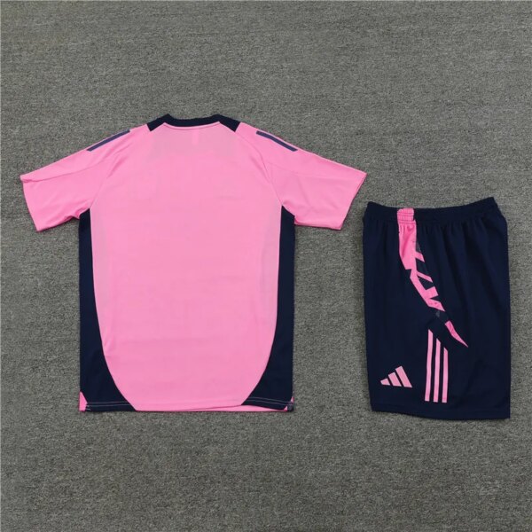 24-25 Arsenal Pink Short Sleeve Training Suit - Image 3