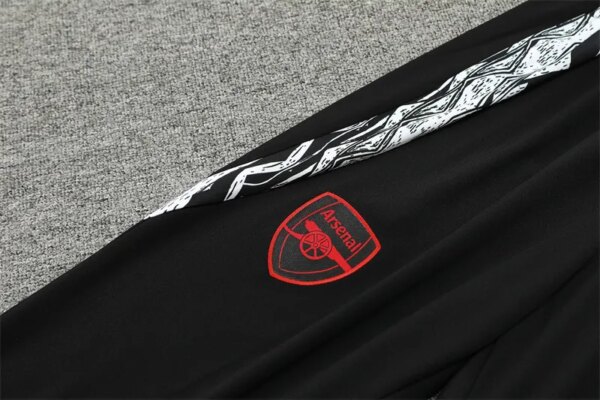 24-25 Arsenal Black Training Suit - Image 8