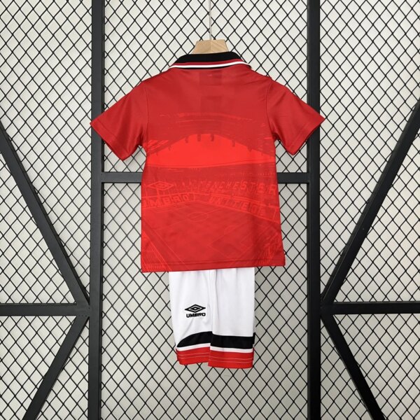 Retro 94-96 Manchester United  Home Kids Kit - Image 4