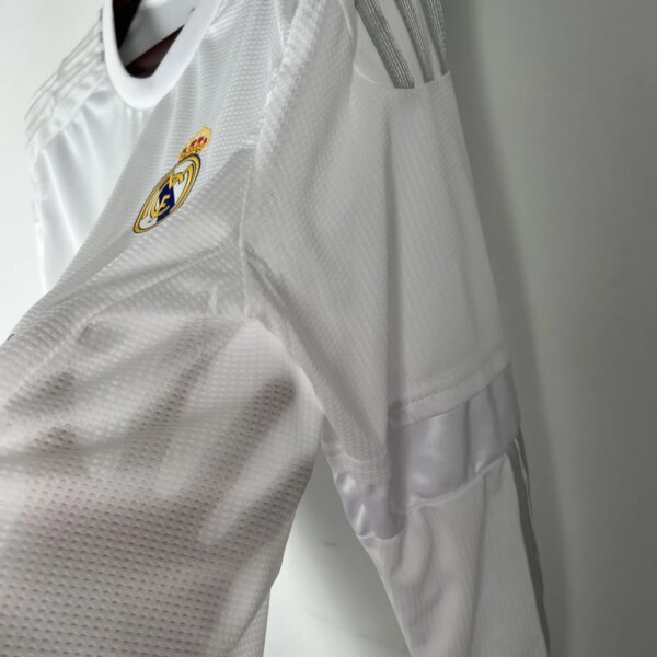 15-16 Real Madrid Home Long Sleeve Retro Jersey - Image 4