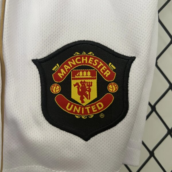 Retro 06-07 Manchester United Home Kids Kit - Image 4