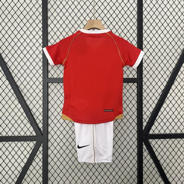 Retro 06-07 Manchester United Home Kids Kit - Image 5