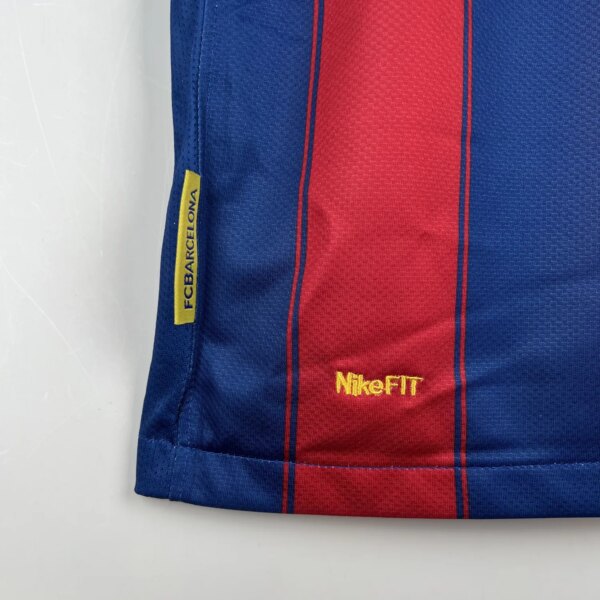 09-10 Barcelona Home Retro Jersey - Image 2