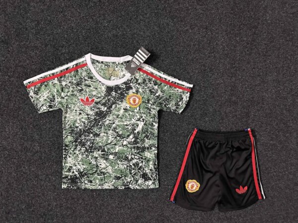 24-25  Manchester United Speical Kid Kit